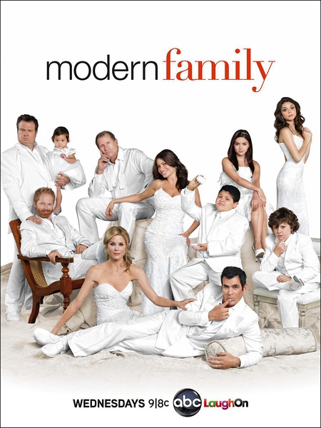 观看欧美剧摩登家庭第八季
